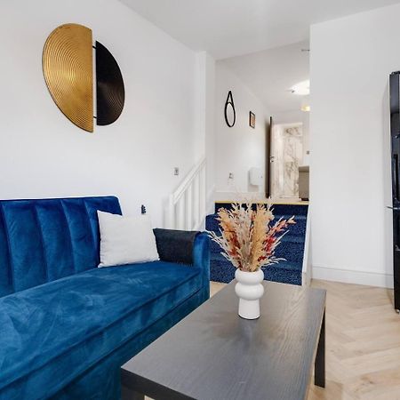 Urban Stay Studio Bright Space 10 Mins To City Ливерпуль Экстерьер фото